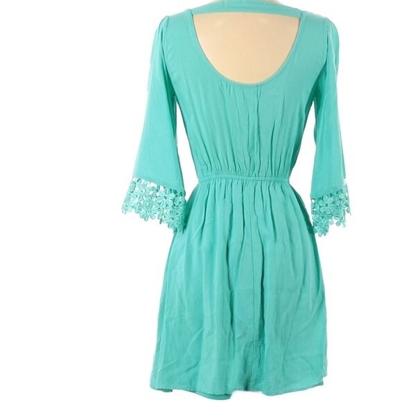 Aqua floral lace sleeve bar back dress size small - Picture 2 of 5